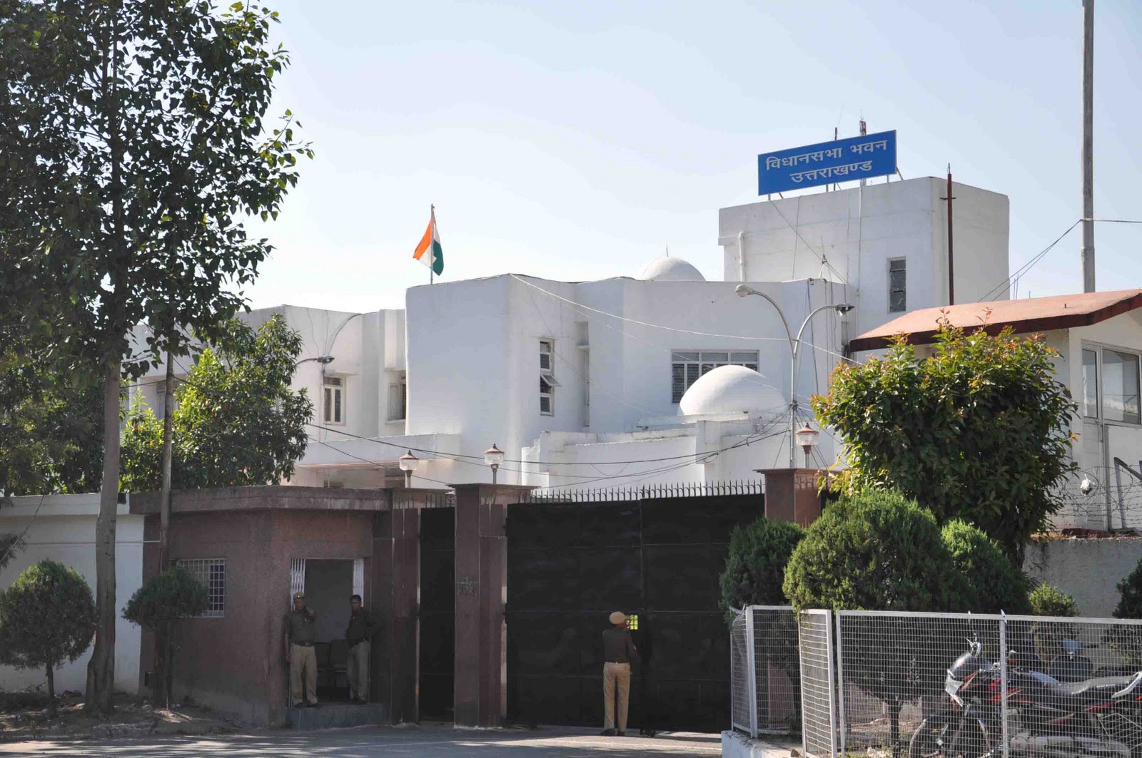उत्तराखंड विधानसभा का ऐतिहासिक बजट सत्र, पहली बार एक लाख करोड़ से ज्यादा का बजट पास