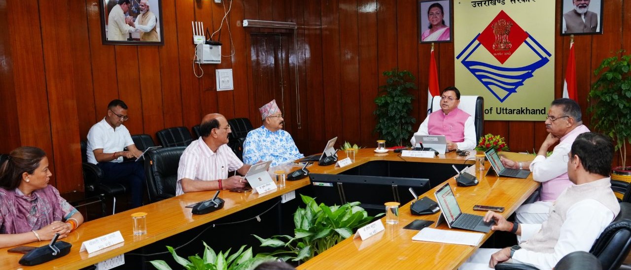 UTTARAKHAND CABINET DISICION: रायपुर फ्रीज जोन में बन सकेंगे छोटे मकान, कई अन्य प्रस्ताव भी मंजूर